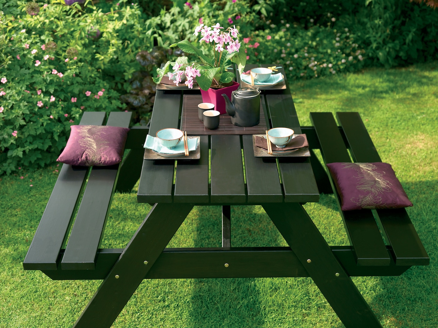 jakie drewno na meble ogrodowe