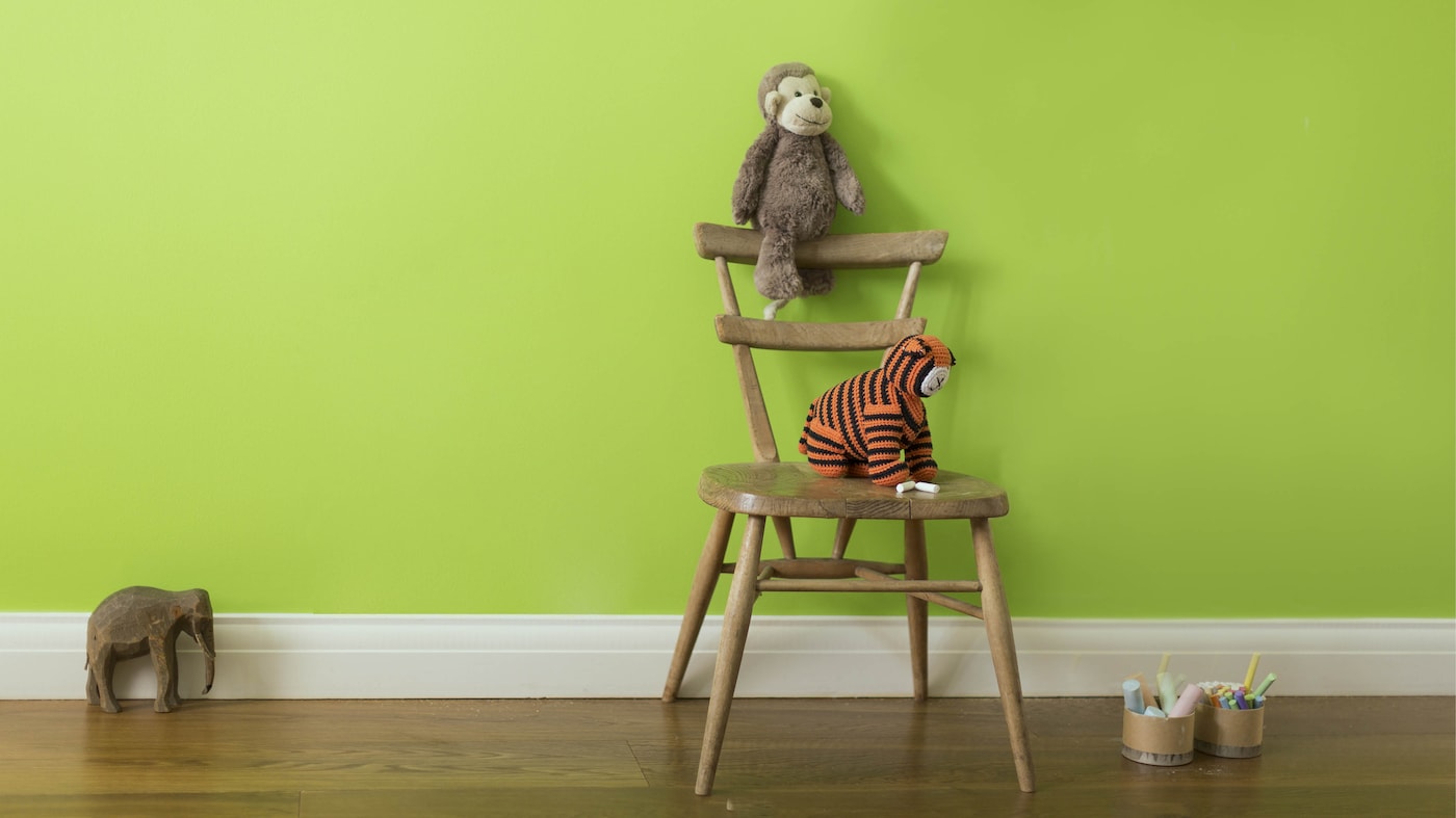 ¿Por qué no pintar las paredes verdes y los techos azules para reproducir la forma en que los colores aparecen en la naturaleza?