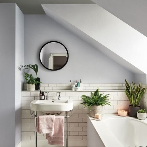 dulux_idee-bagno_bagno-piccolo-con-piante