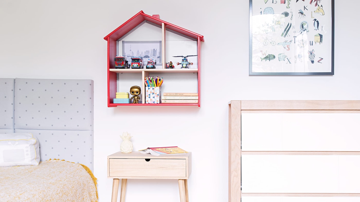 Malowanie drewnianej półki