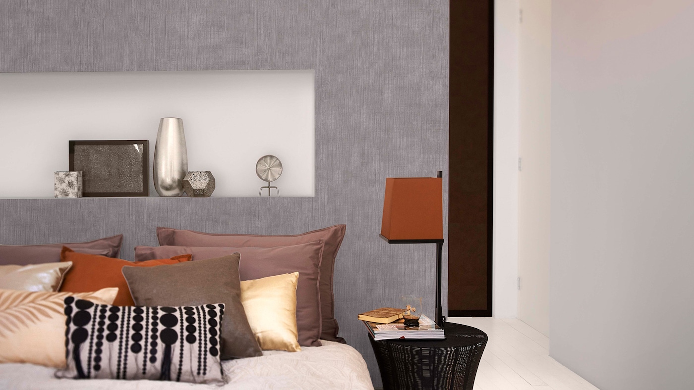 5th image – Feature-wall-bed.jpg