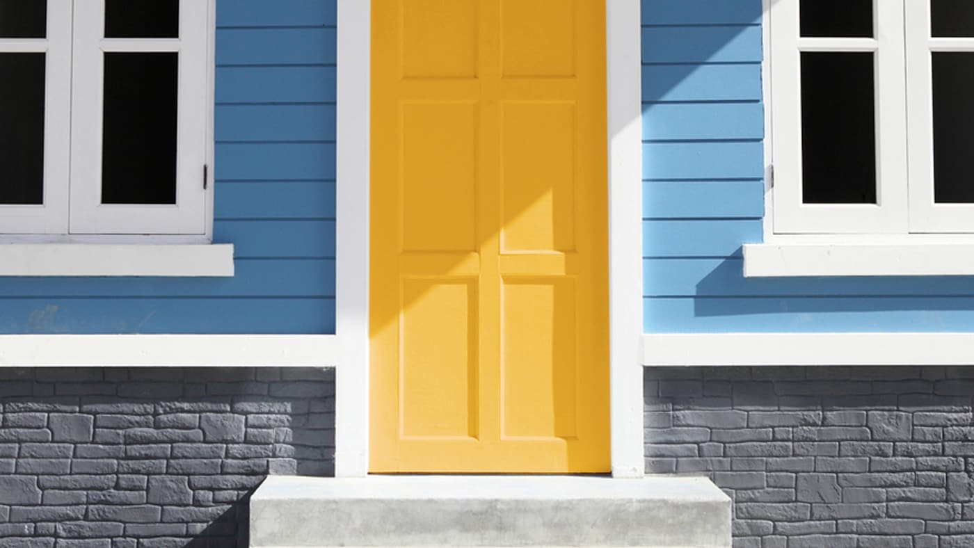 Don't let your home blend into the background. Learn how to choose the perfect colour for your front door with these handy tips.