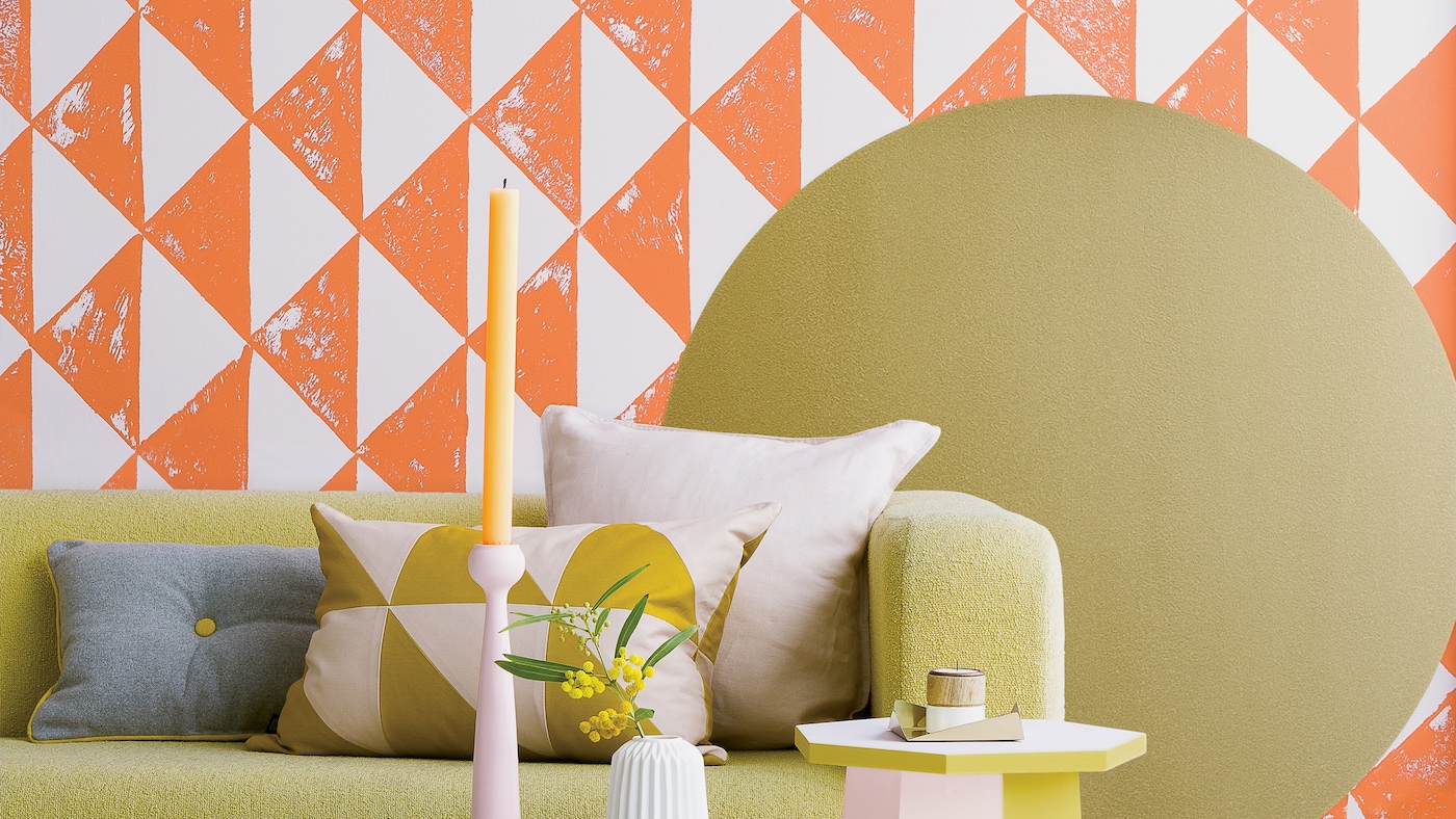 Ces losanges graphiques donnent le sentiment d’un salon ordonné et ludique à la fois, même si cette idée de décoration est à déconseiller aux âmes sensibles.