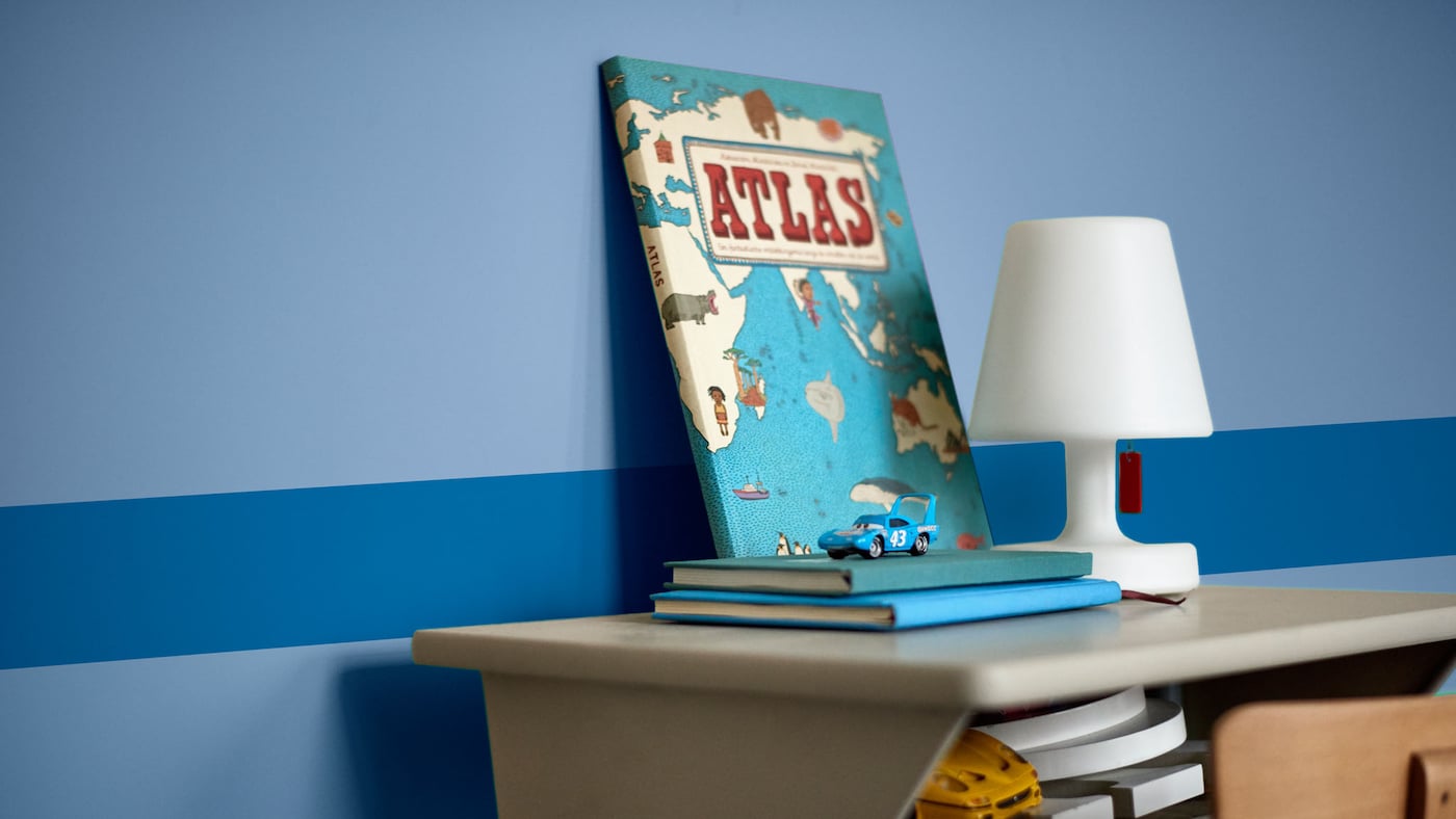 Optez pour une rayure simple sur les murs d'une chambre d'enfants