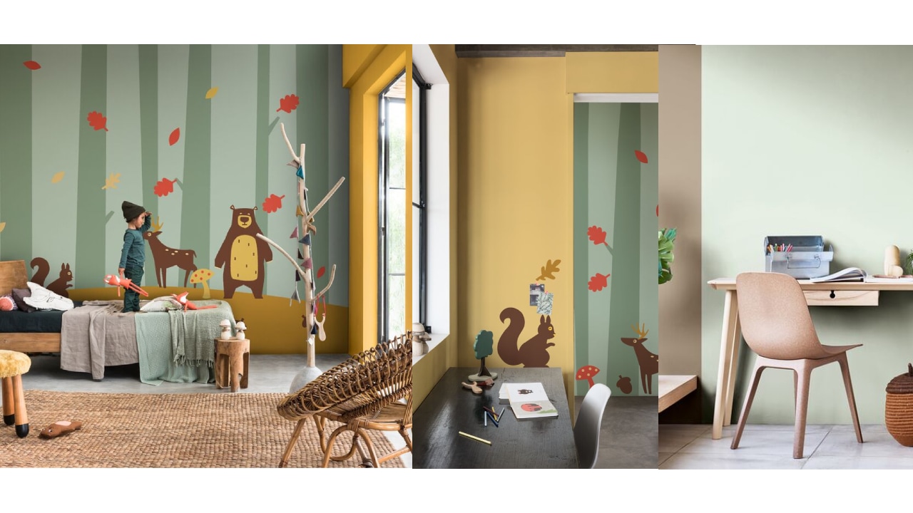 Un papier peint panoramique sur tout un mur et peignez les murs adjacents et boiseries en Jaune Printemps pour apporter de la lumière et de la créativité à votre pièce.