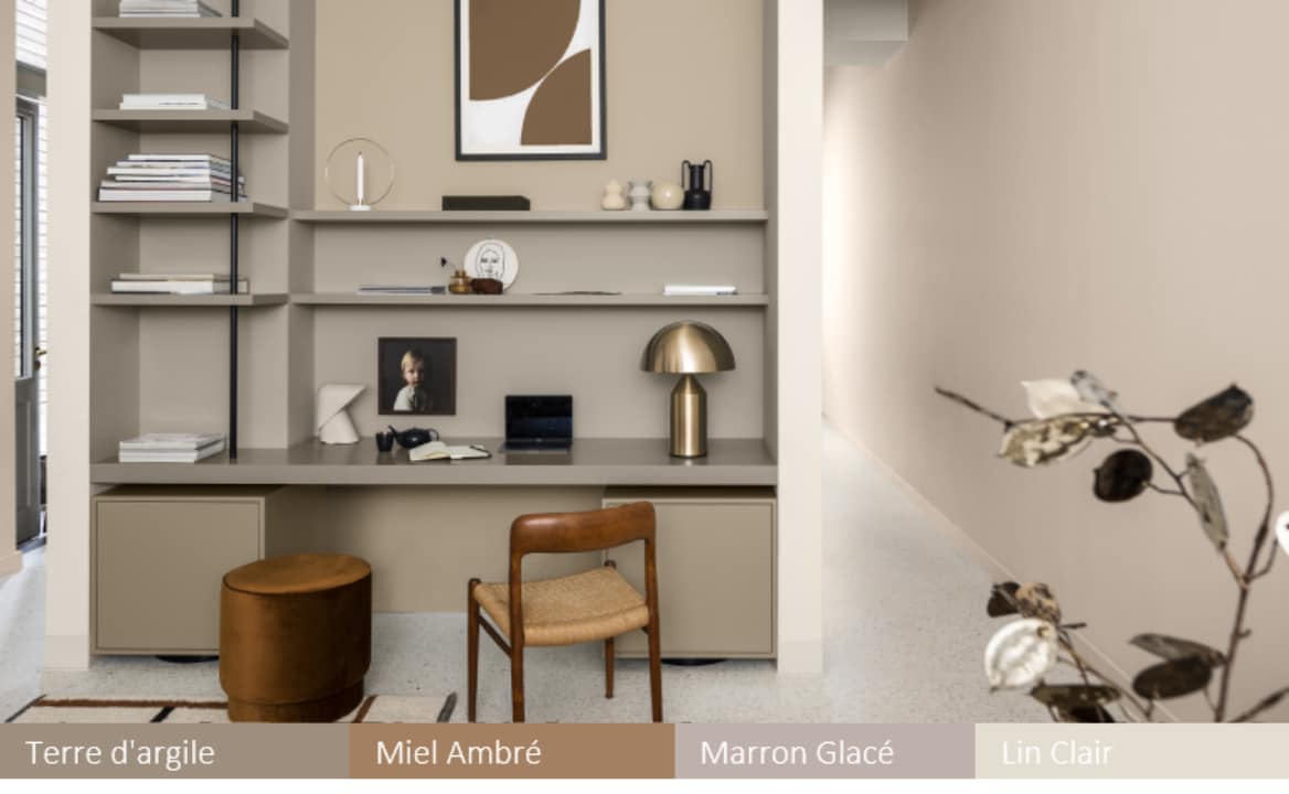 Bols, pichets, verreries, vases, autant d’objets dont les couleurs et les matières même donneront vie à votre espace