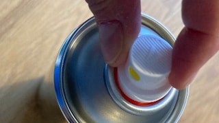 Hammerite zum Sprühen: Sicherung entfernen