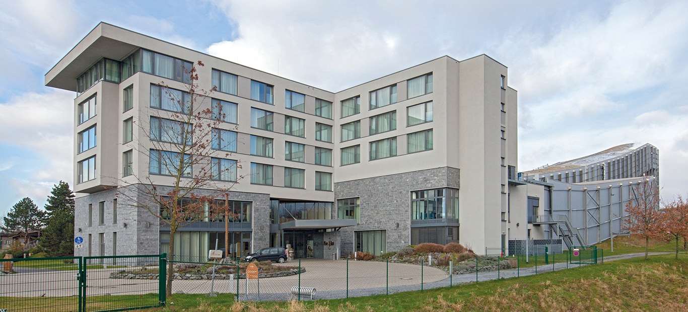 Hotel_Gastro_Neuss_Alpenglueck_Header