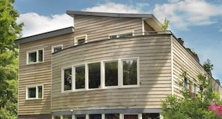 Tuinhout beitsen en de natuurlijke schoonheid behouden