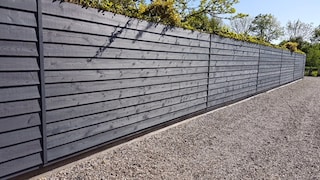 Schutting antraciet beitsen