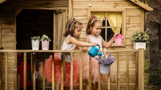 Domek drewniany dla dzieci – absolutny must have lata w ogrodzie