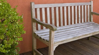 Usuwanie pleśni z drewna