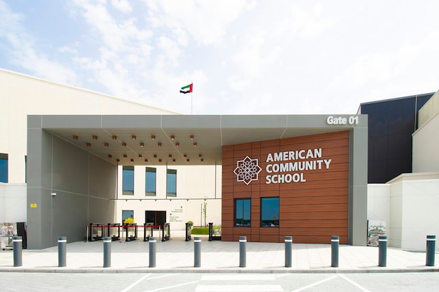 American Community School