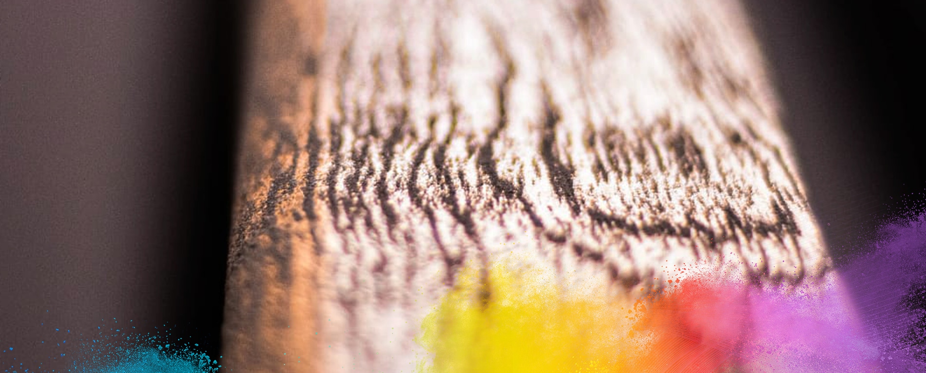 Wood effect powder coating