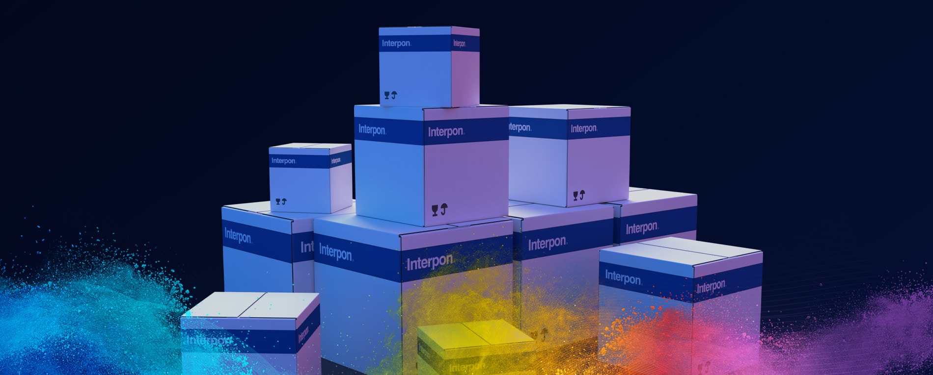 Boîtes empilées d'Interpon prêtes à être expédiées