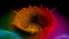 Colorful powder coating particles