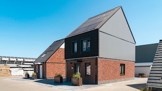 Learn more about sustainability at AkzoNobel