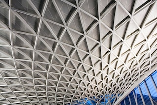 AkzoNobel makes progress on transformation into a focused Paints and Coatings company while headwinds continue