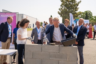 AkzoNobel annonce le démarrage officiel de son projet d’investissement de 22 millions d'euros à Pamiers, en Ariège, pour reconfigurer et développer son site de peintures aéronautiques