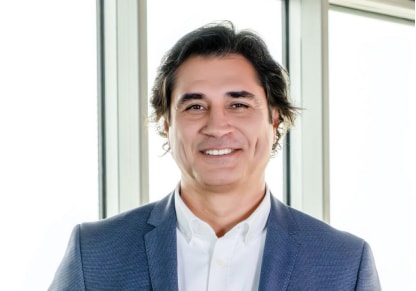 Son teknoloji ürünlerimizle geleceğI boyuyoruz