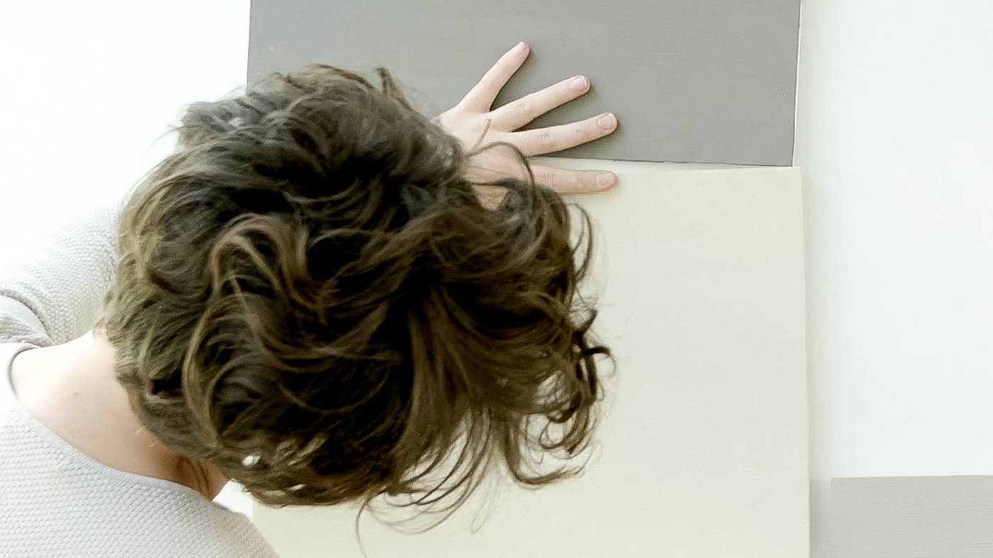 Une palette de couleurs neutres et sophistiquées est un formidable point de départ pour la décoration d’une chambre, surtout si celle-ci accueille différentes tranches d’âge. 