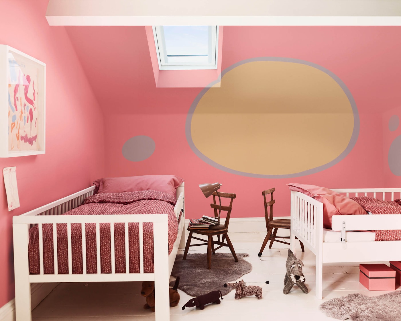 Piedras alegres en el dormitorio de los niños