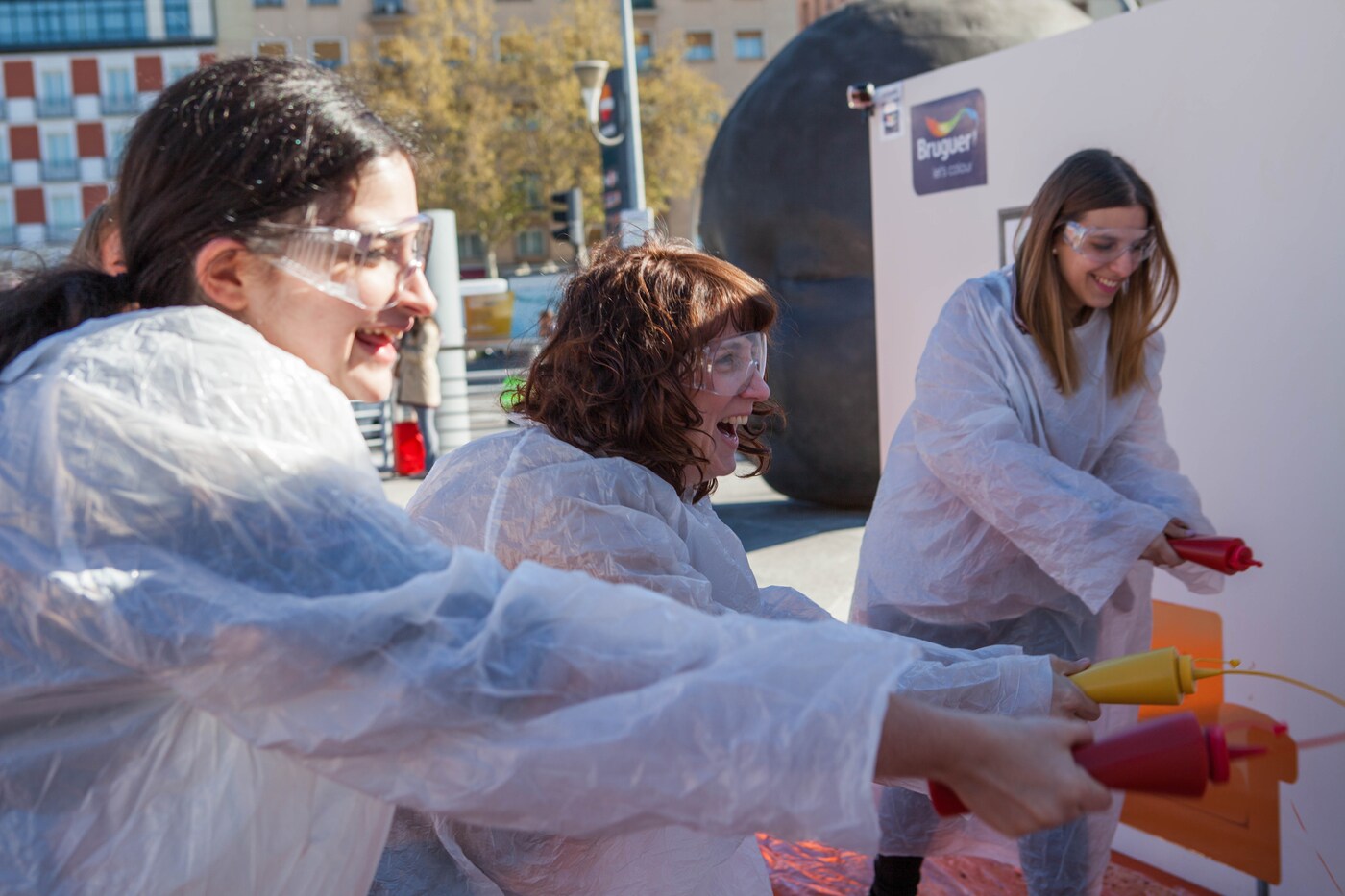 ULTRA RESIST ¡lo resiste todo, incluso los lunes!