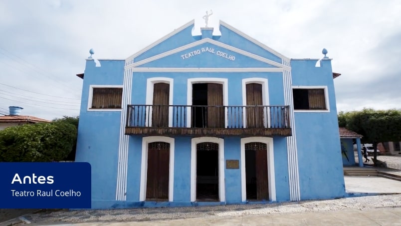 Ararinhas Tintas Coral teatro raul coelho antes