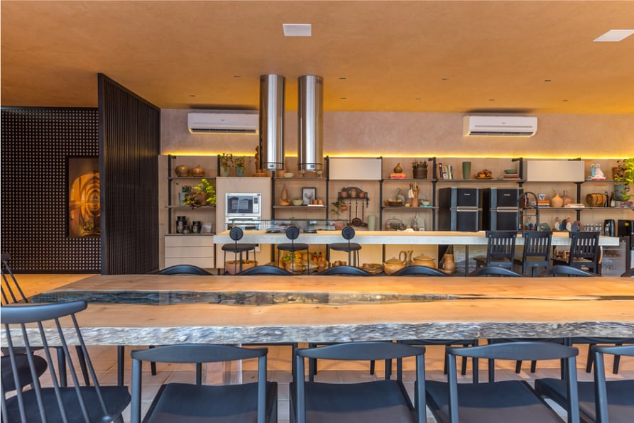 Casacor Goiás - Cozinha Coral por Ana Vírginia Furlani.