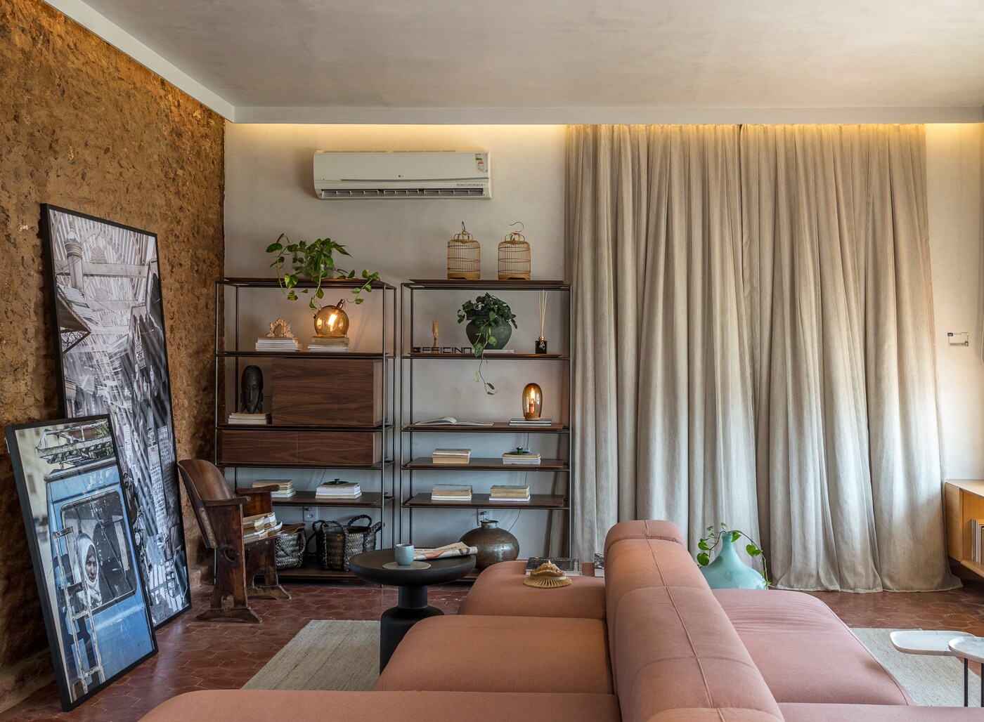 Living do Explorador pelos Arquitetos: Rodrigo Gurgel e Rita Pinheiro 