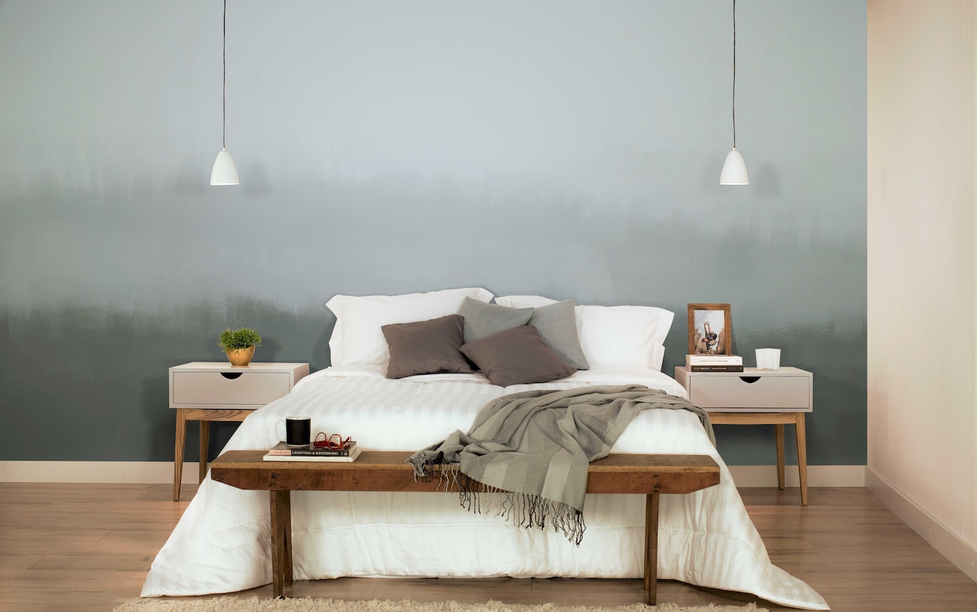 Quarto renovado com a estética ombré na cores noite fria, canto da cidade e praça de inverno da Tintas Coral.