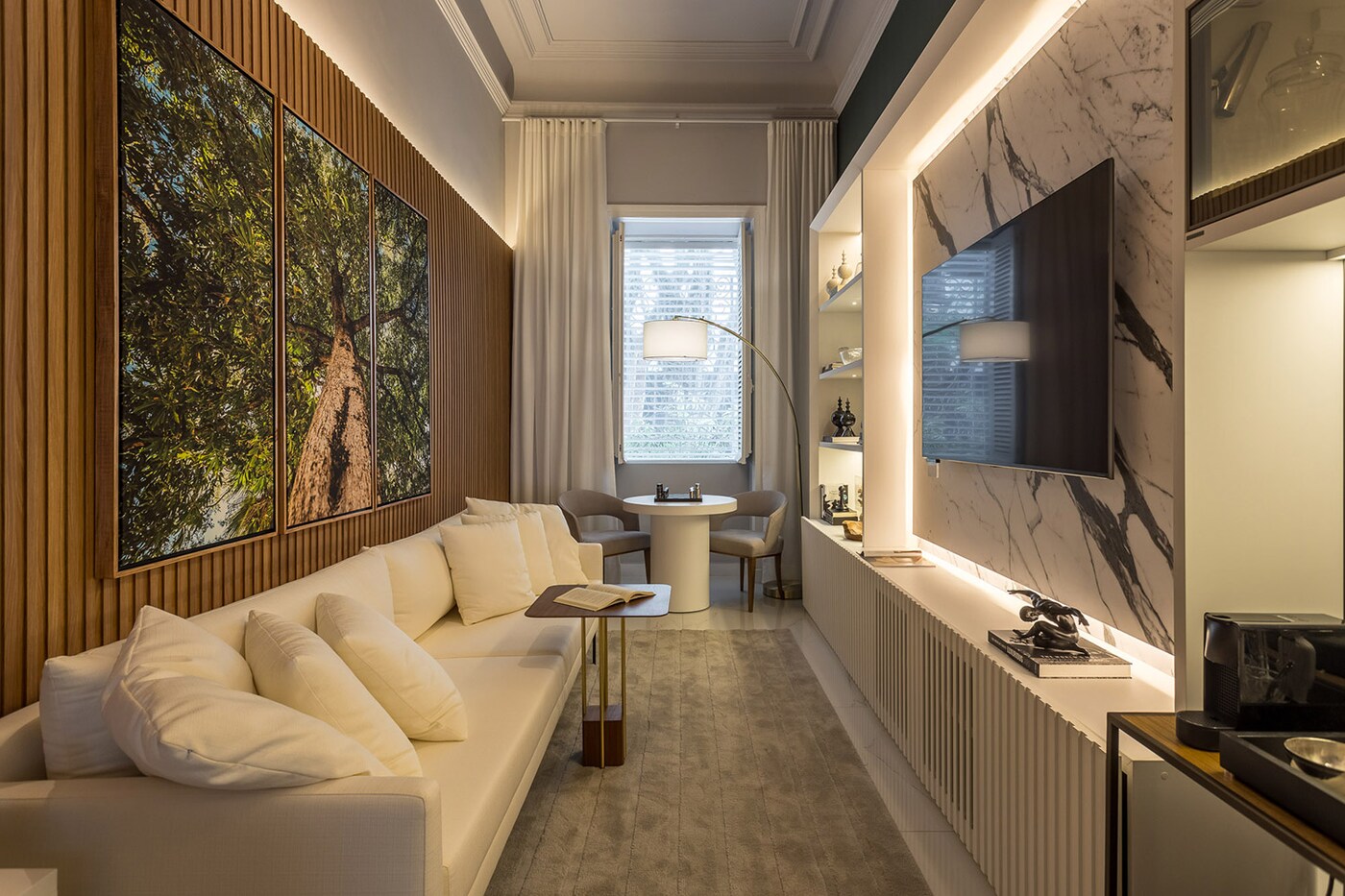 Sala do Convívio pelas Arquitetas: Ju Nejaim e Mácia Nejaim . 