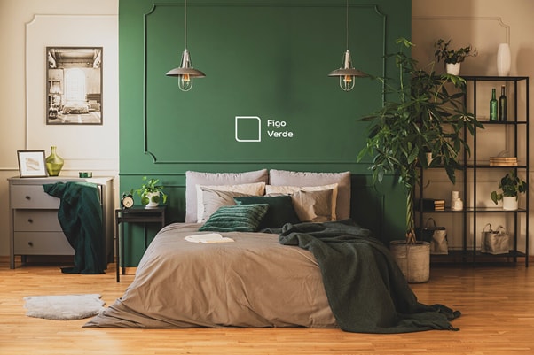 A cor Figo Verde passa sensação de vida e harmonia para esse quarto super estiloso. O tom de verde combinou perfeitamente com os tons de neutro acinzentado da cama.