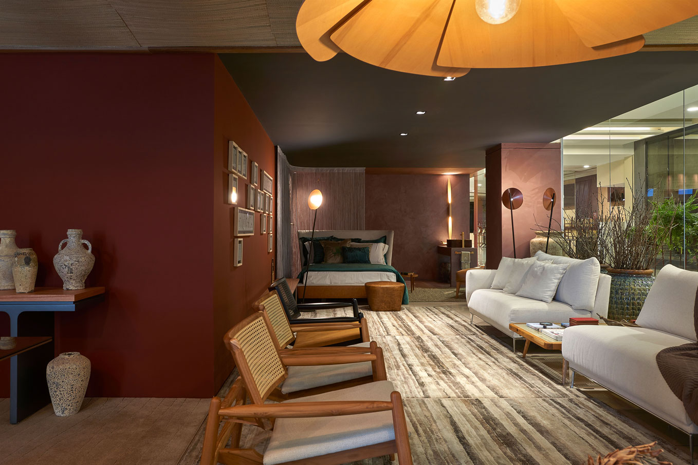 Loft decorado com paredes Tintas Coral casacor 2020.