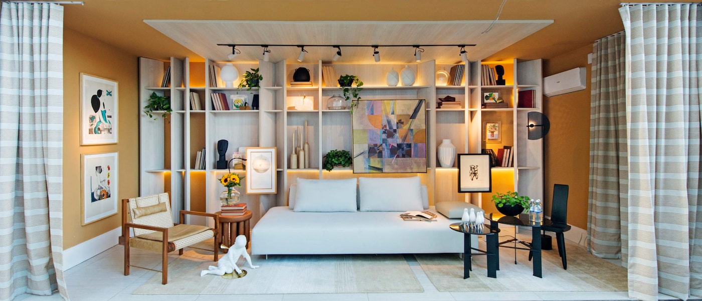 Sala decorada com paredes Tintas Coral casacor 2020.