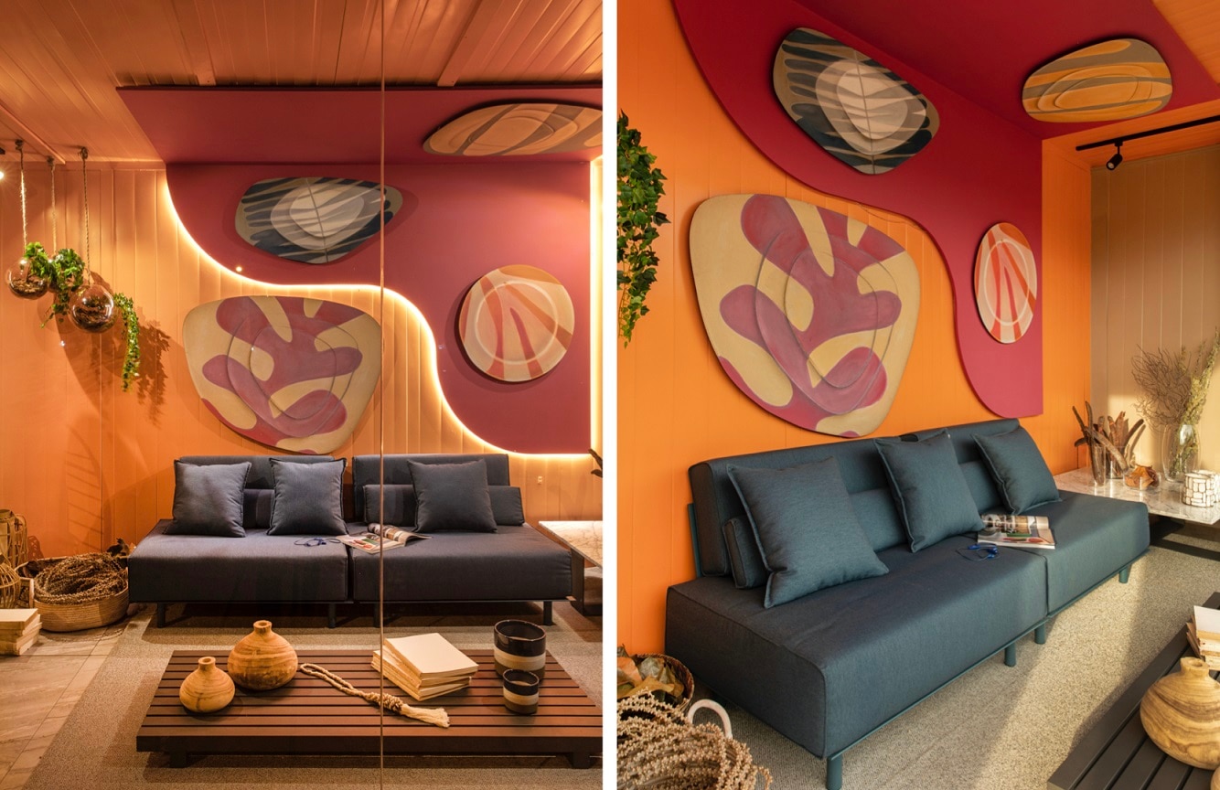 Ambiente decorado com parede Tintas Coral casacor 2020 tons de vermelho.