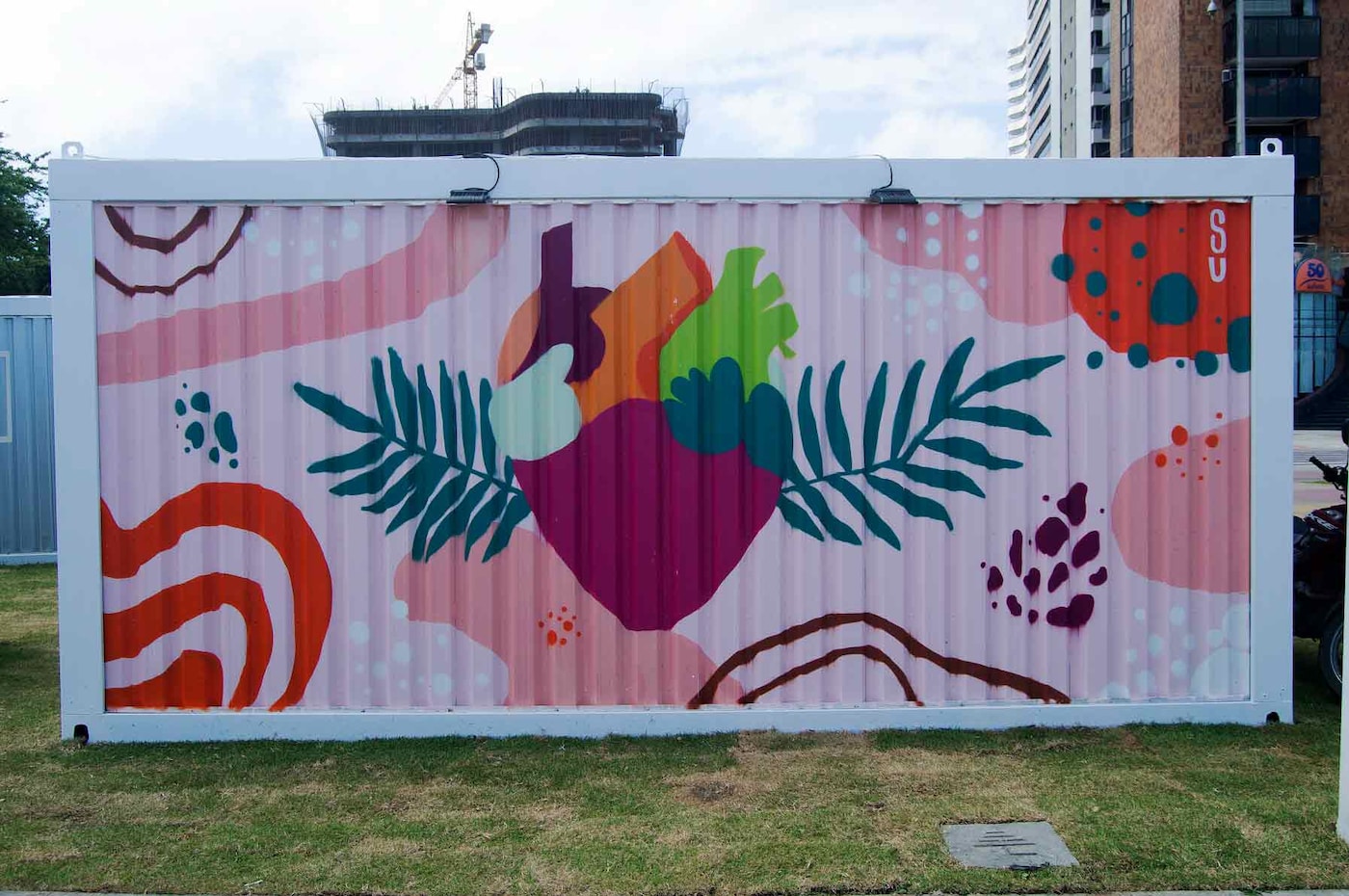 Container decorado com parede Tintas Coral casacor 2020 Ceará.