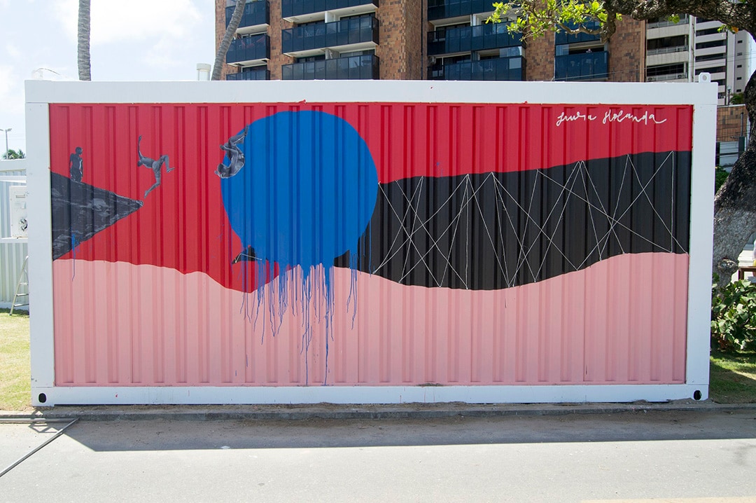 Container ilustrado e pintado com Tintas Coral por artistas plásticos Cearenses.