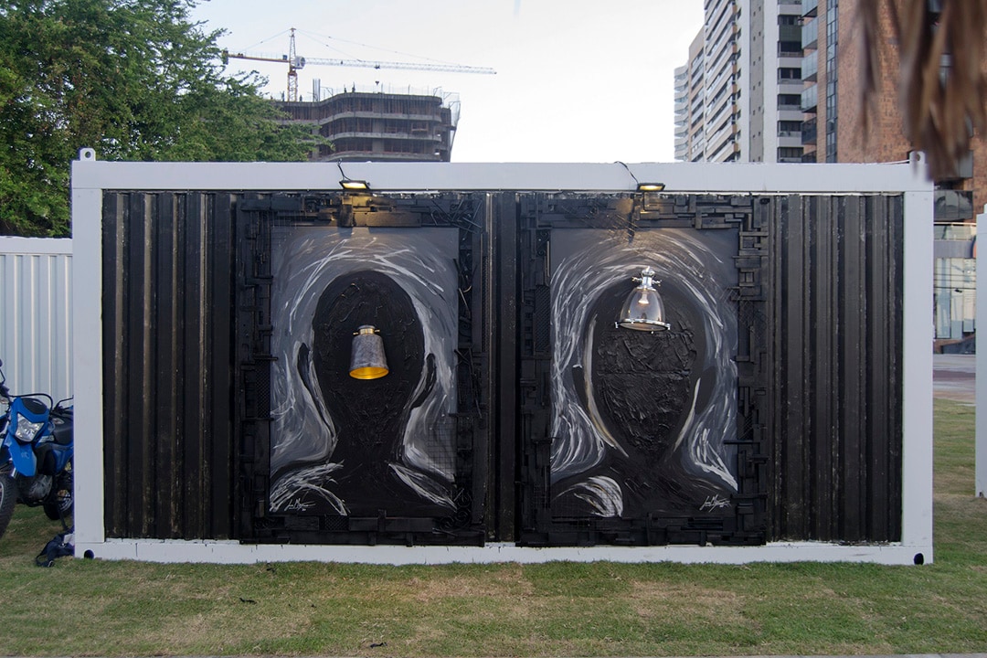 Container ilustrado e pintado com cores Tintas Coral por artistas plásticos Cearenses.