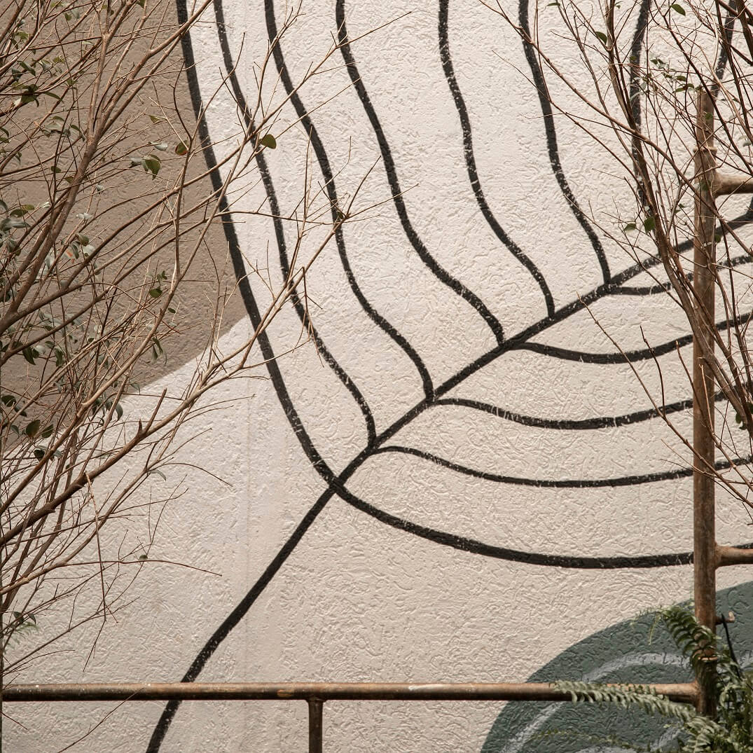 Ambiente externo decorado com tintas Coral casacor 2020 Ribeirão Preto.