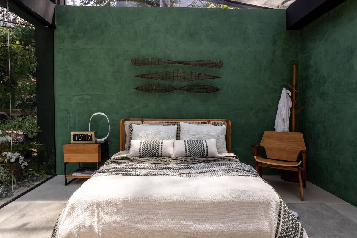  Quarto da Casa Voktum, de Bárbara Nobre, para CASACOR Minas Gerais, com Efeito Especial Cimento Queimado