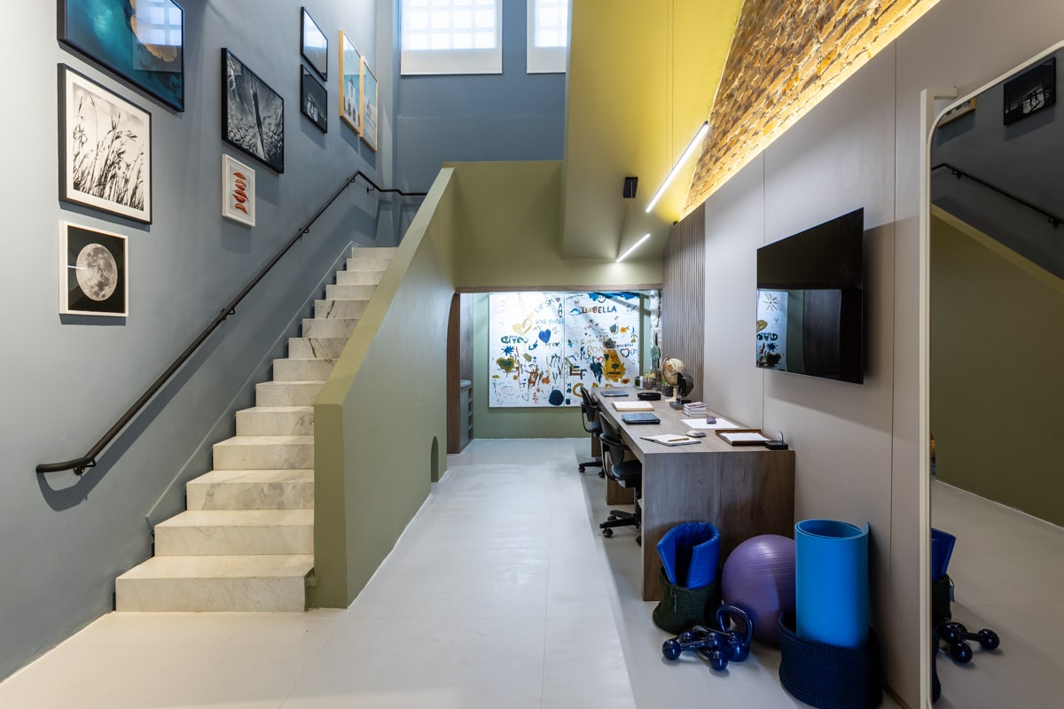  Home Office da Família, de Mônica Smaniotto Pretto e Patrícia Araújo, para a CASACOR Rio Grande do Sul