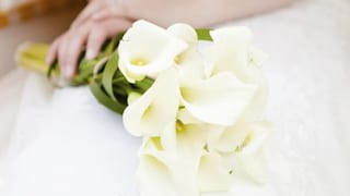 新娘为什么穿白色婚纱？