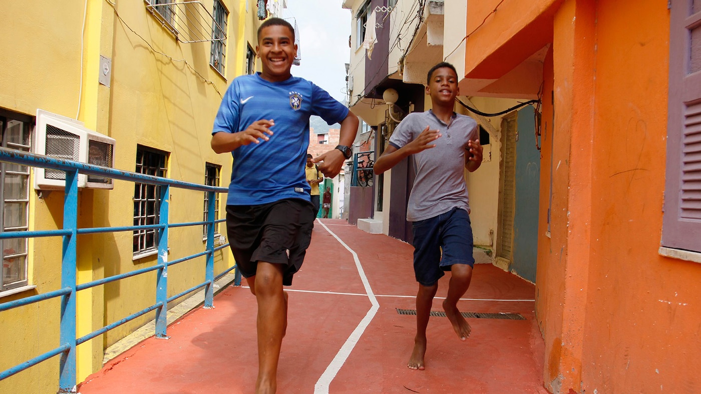 Our Let’s Colour projects are dedicated to transforming and renewing spaces across the world.