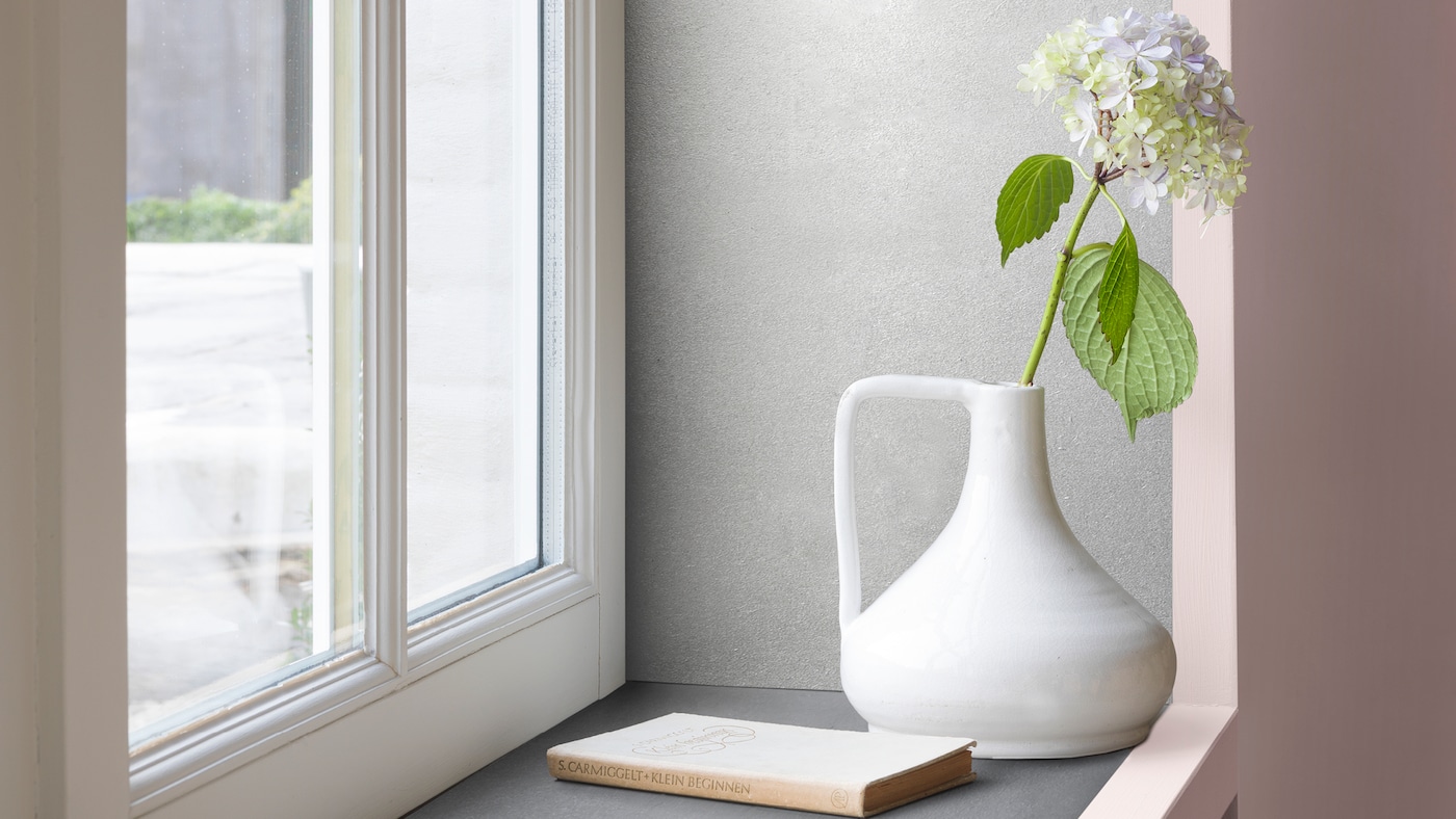 A successful study space should stimulate and soothe in equal measure. Achieve this perfect equilibrium with a cool neutral backdrop punctuated by warmer accents.