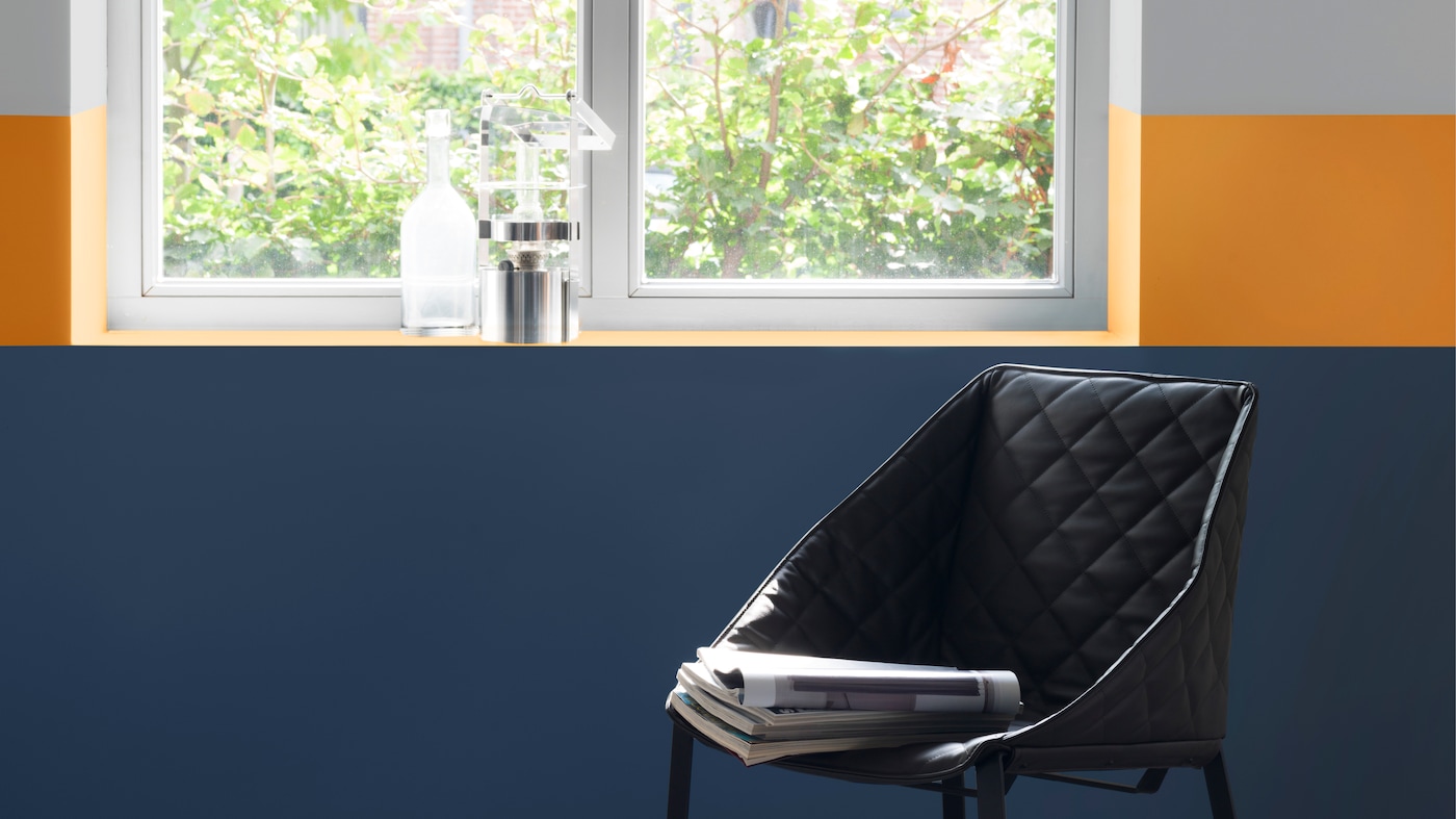 If you like to be a bit more daring with your decorating, take two starkly contrasting shades and use them to create a definite divide between your different living zones. 