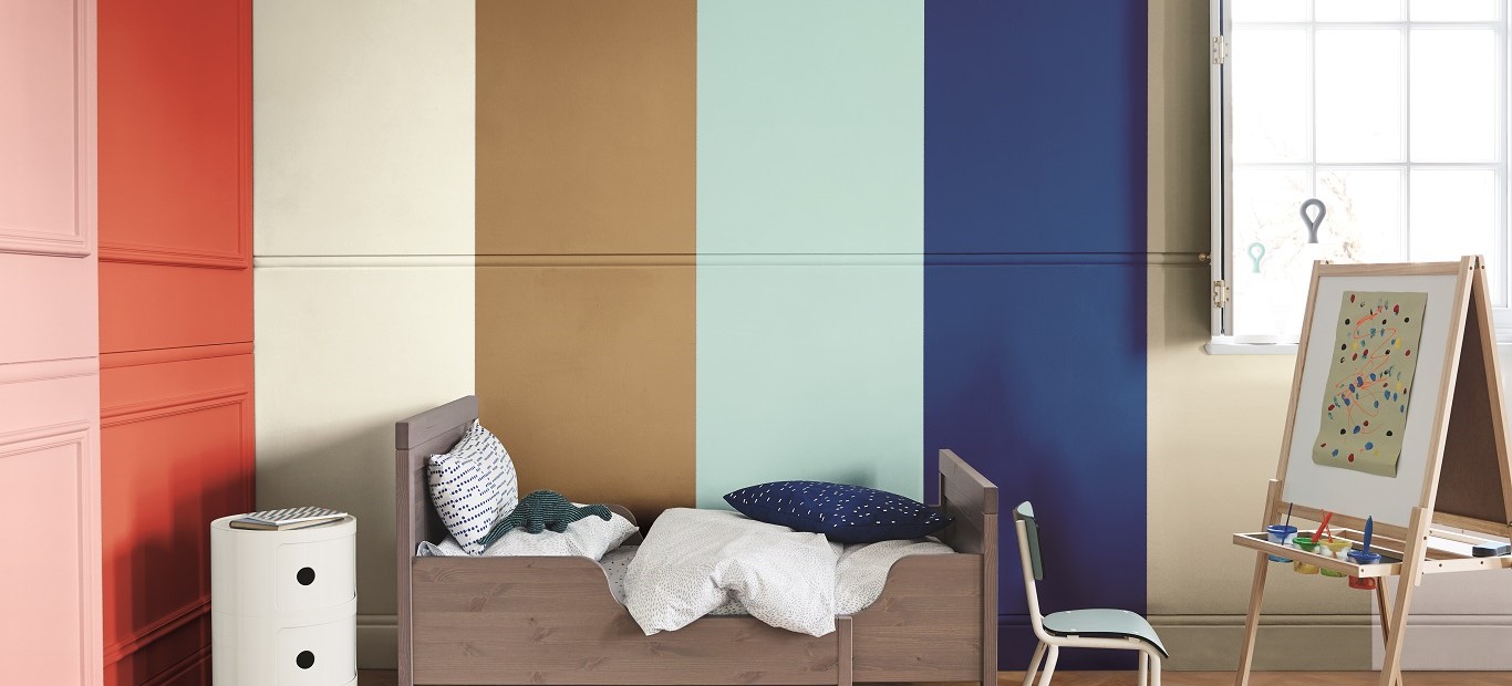 Living room with Bold Statement colour