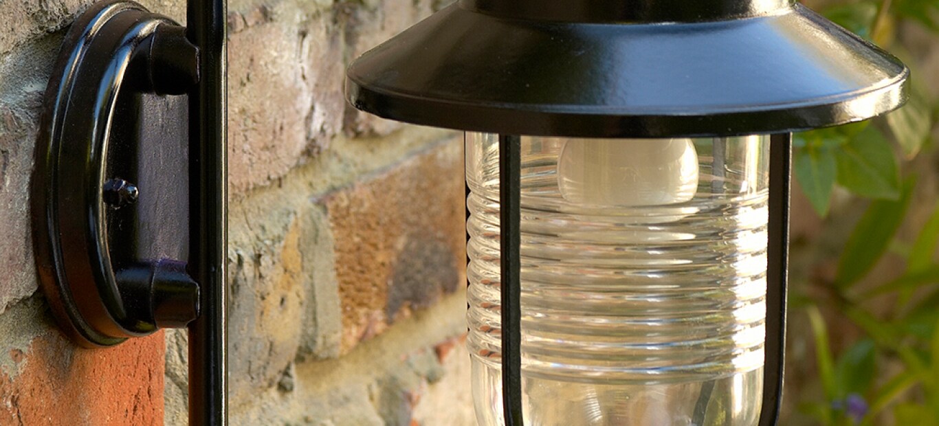 rozsda, fém, kerti lámpa