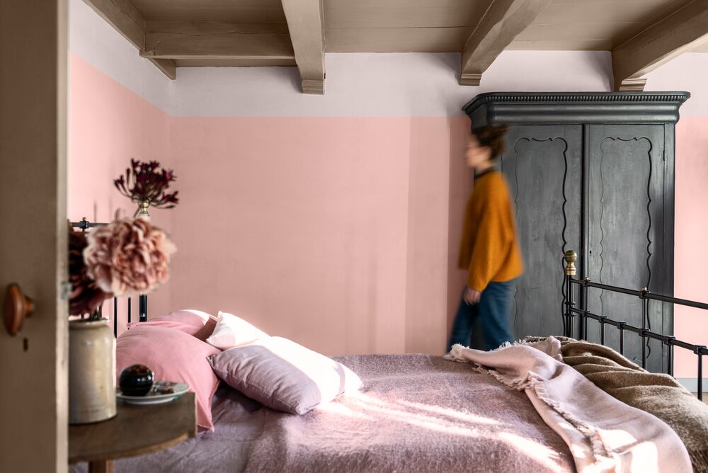 Desain kamar merah muda