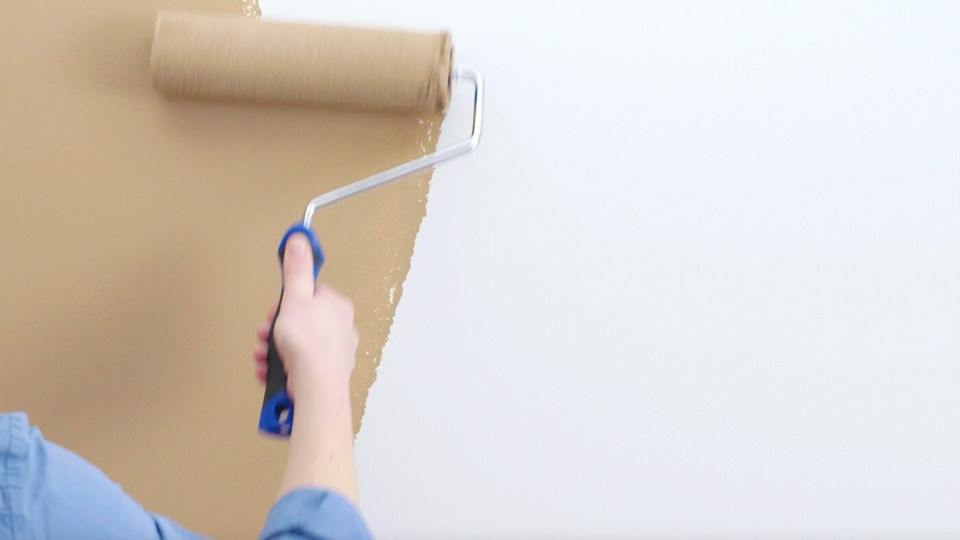 Deco-Paints-Colour-Futures-Colour-of-the-Year-2019-How-to-ceiling-stripe-2